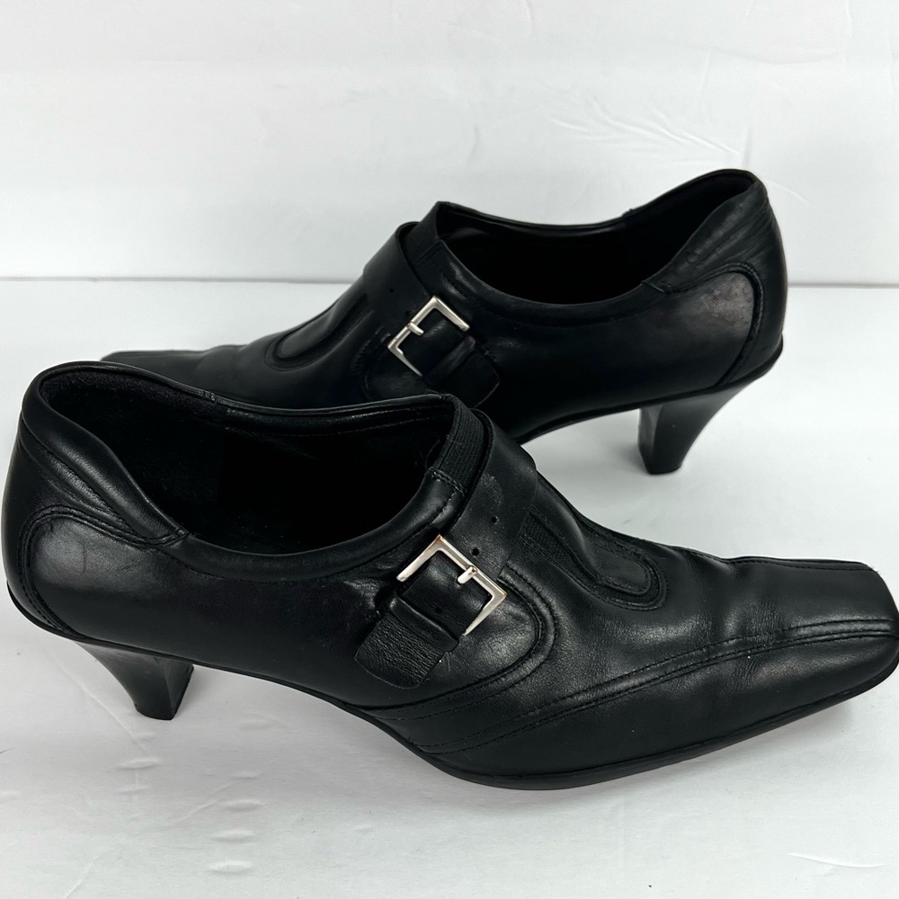 Ecco London Square Toe Buckled Low 2” Heels 38/7.5 Black Witchy Goth Steampunk